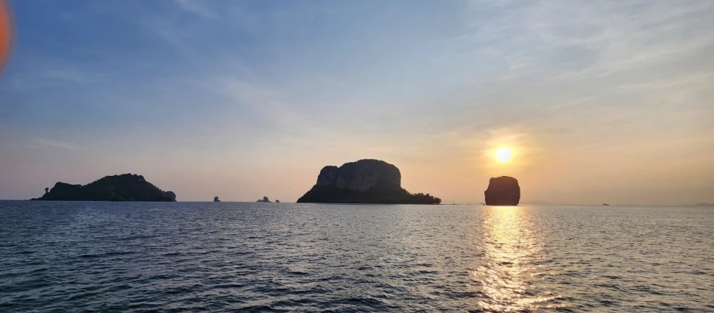 7 Islands Sunset Tour | Premium Speedboat Adventure 