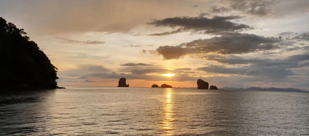 7 Islands Sunset Tour | Premium Speedboat Adventure 