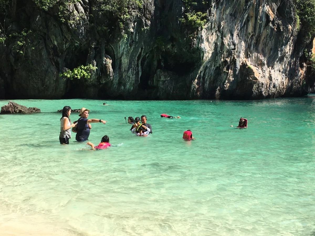 One Day Tour Hong Islands by Speed Boat | Island Adventure