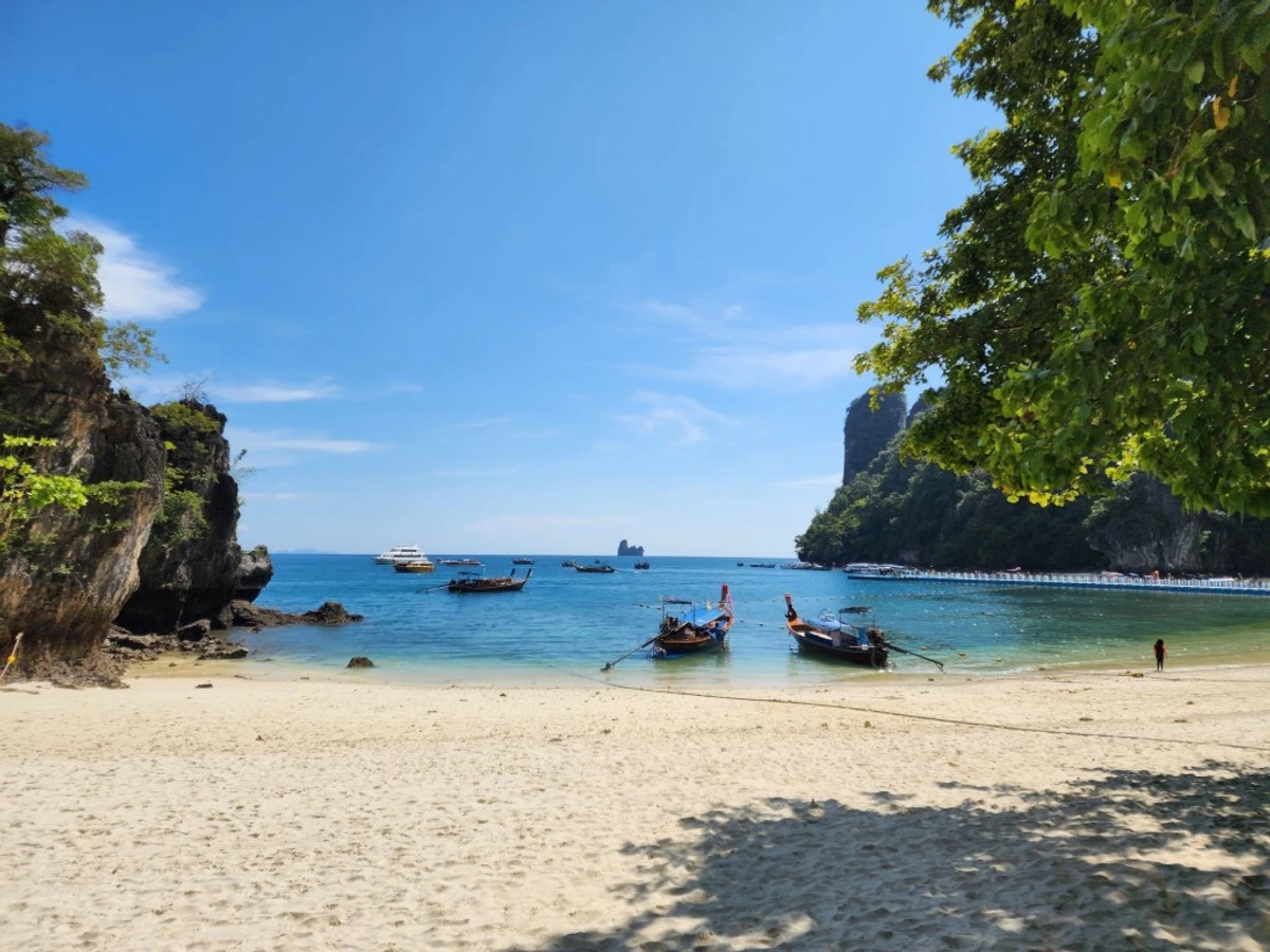 One Day Tour Hong Islands by Speed Boat | Island Adventure